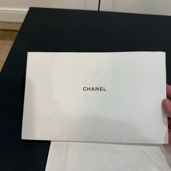 Chanel Magnetic Storage Box Lux Fold Authentication Cards Storage Clean - Picture 4 of 14